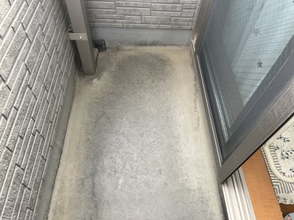 ベランダBEFORE